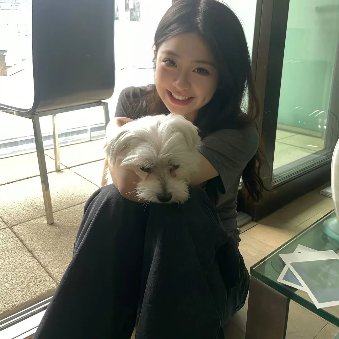小姐嬉春